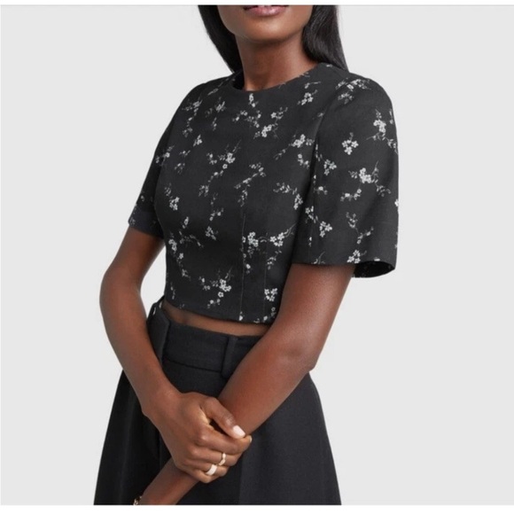 G. LABEL BY GOOP / Taz Short-Sleeve floral crop structured top 6 - Picture 1 of 7